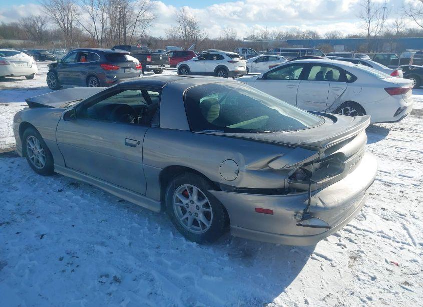 Photo 3 of 2000 Chevrolet Camaro (VIN 2G1FP22K4Y2104946)