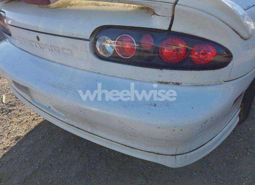 Photo 12 of 2002 Chevrolet Camaro (VIN 2G1FP22K522127675)