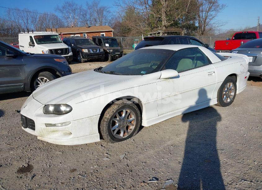 Photo 2 of 2002 Chevrolet Camaro (VIN 2G1FP22K522127675)