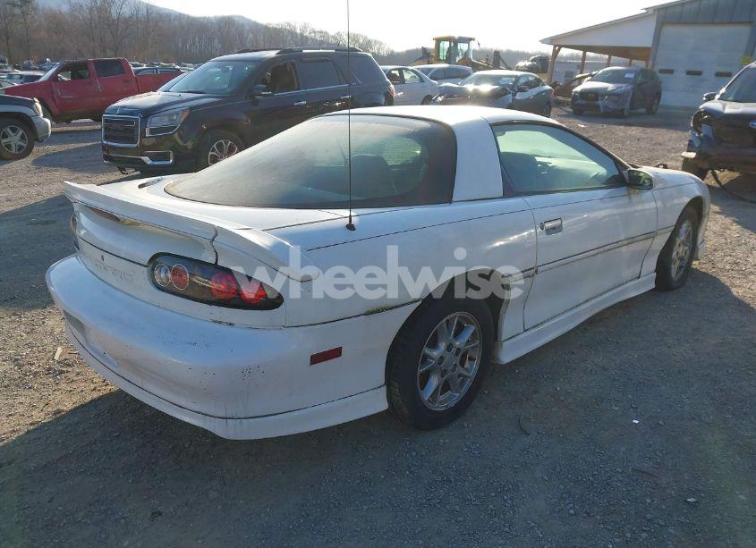 Photo 6 of 2002 Chevrolet Camaro (VIN 2G1FP22K522127675)