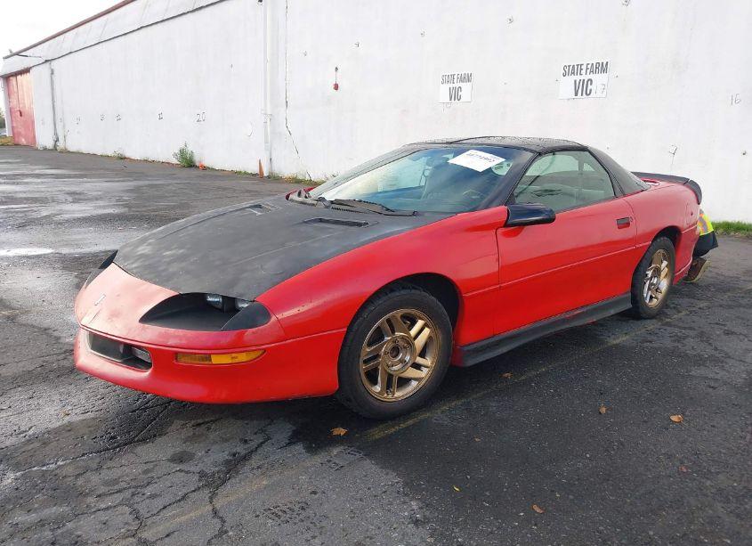 Photo 2 of 1997 Chevrolet Camaro RS (VIN 2G1FP22K5V2158395)