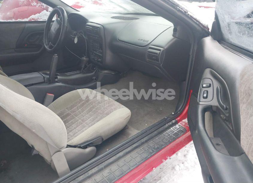 Photo 5 of 2002 Chevrolet Camaro (VIN 2G1FP22K622159096)