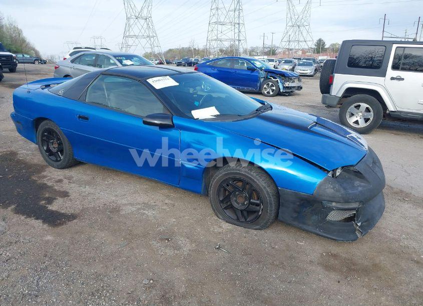 1996 Chevrolet Camaro RS (VIN 2G1FP22K6T2103872) main photo