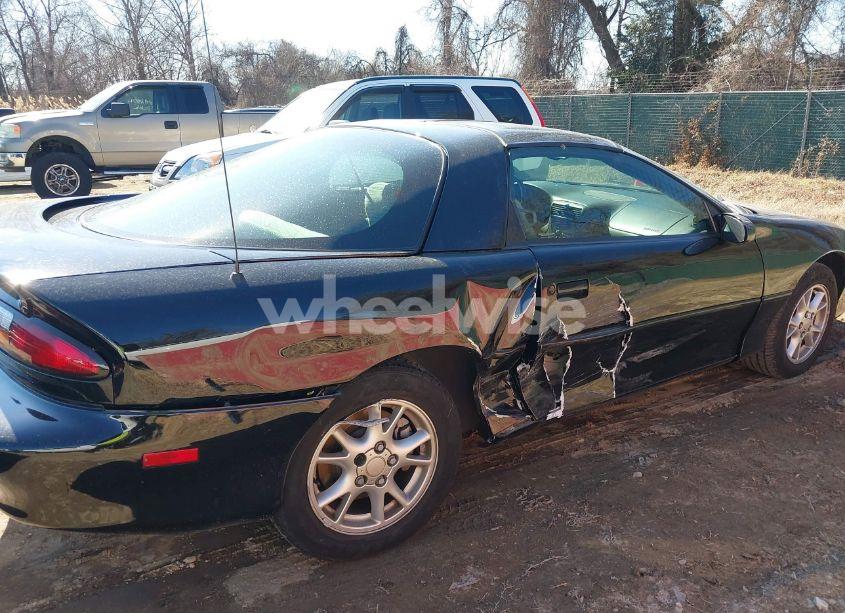 Photo 6 of 2000 Chevrolet Camaro (VIN 2G1FP22K6Y2144946)