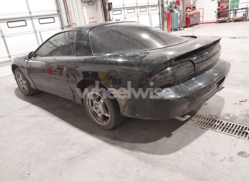 Photo 3 of 2001 Chevrolet Camaro (VIN 2G1FP22K812132173)