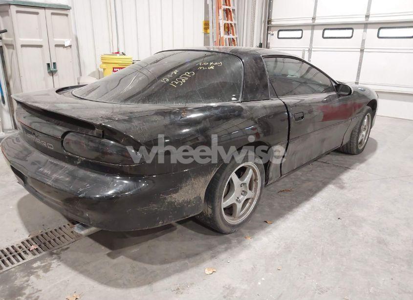 Photo 4 of 2001 Chevrolet Camaro (VIN 2G1FP22K812132173)