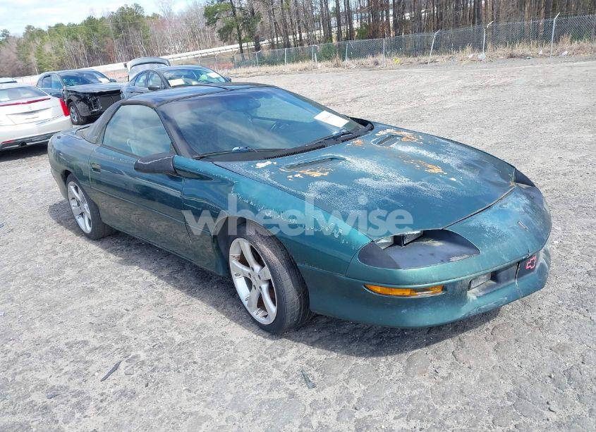 1996 Chevrolet Camaro RS (VIN 2G1FP22K9T2101047) main photo