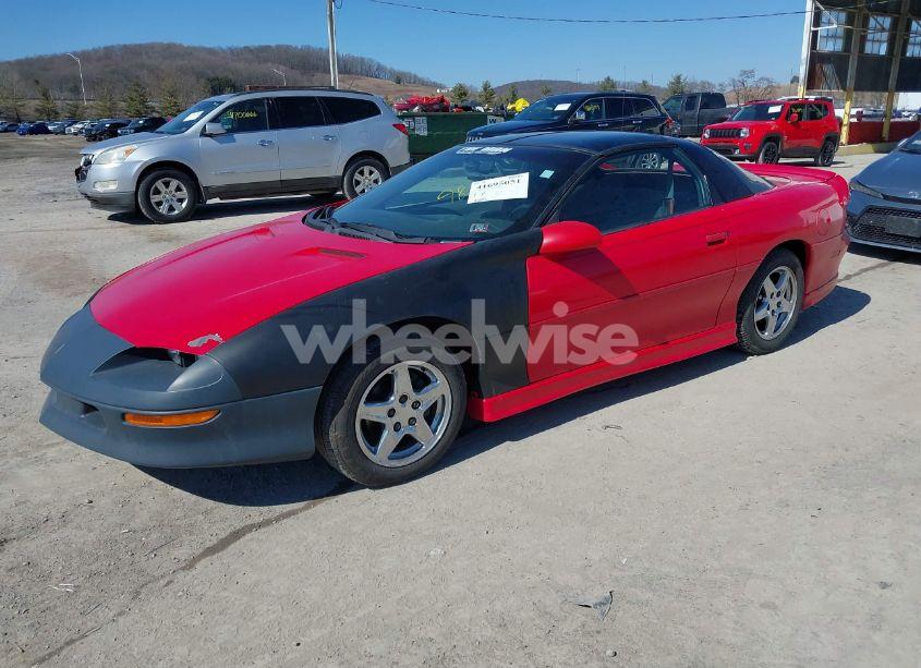 Photo 2 of 1997 Chevrolet Camaro RS (VIN 2G1FP22K9V2159811)
