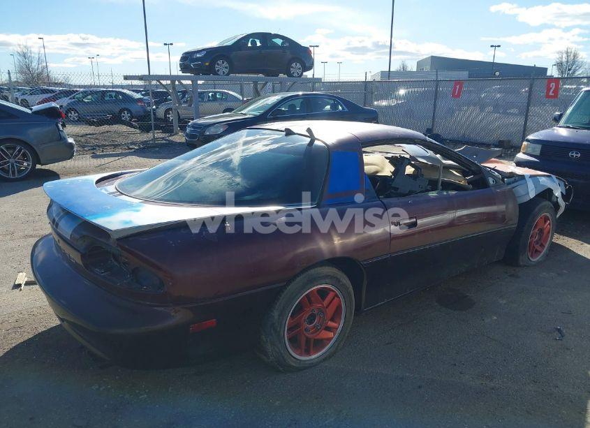 Photo 4 of 1996 Chevrolet Camaro RS (VIN 2G1FP22KXT2122957)