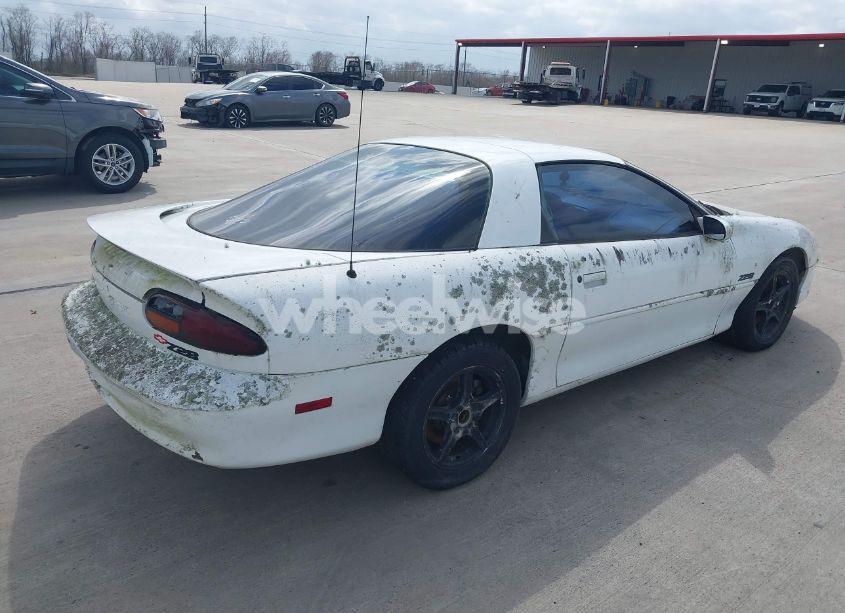 Photo 4 of 1999 Chevrolet Camaro (VIN 2G1FP22KXX2111589)