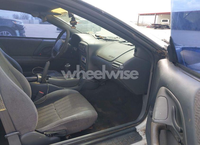 Photo 5 of 1999 Chevrolet Camaro (VIN 2G1FP22KXX2111589)