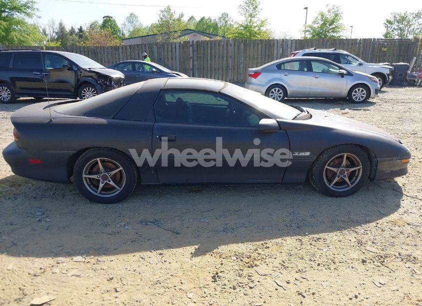 Photo 13 of 1995 Chevrolet Camaro Z28 (VIN 2G1FP22P1S2219572)