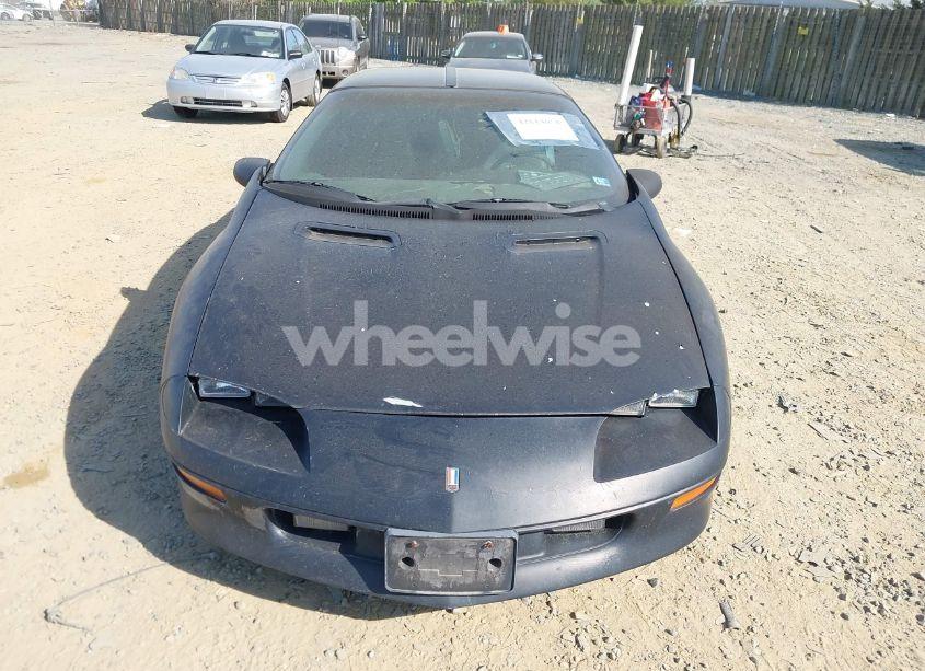 Photo 6 of 1995 Chevrolet Camaro Z28 (VIN 2G1FP22P1S2219572)