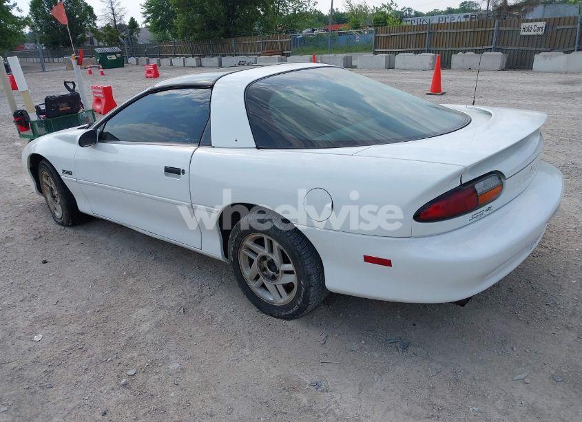 Photo 3 of 1997 Chevrolet Camaro Z28 (VIN 2G1FP22P1V2156722)