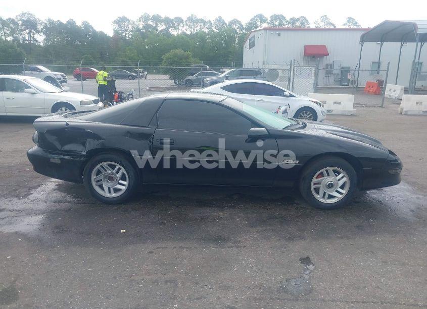 Photo 13 of 1996 Chevrolet Camaro Z28 (VIN 2G1FP22P3T2142060)