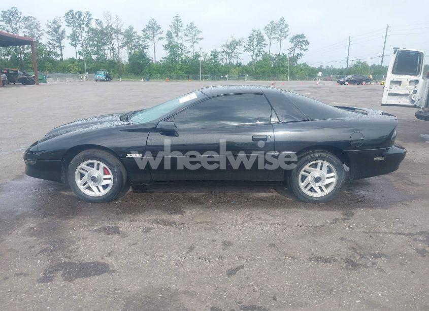 Photo 14 of 1996 Chevrolet Camaro Z28 (VIN 2G1FP22P3T2142060)