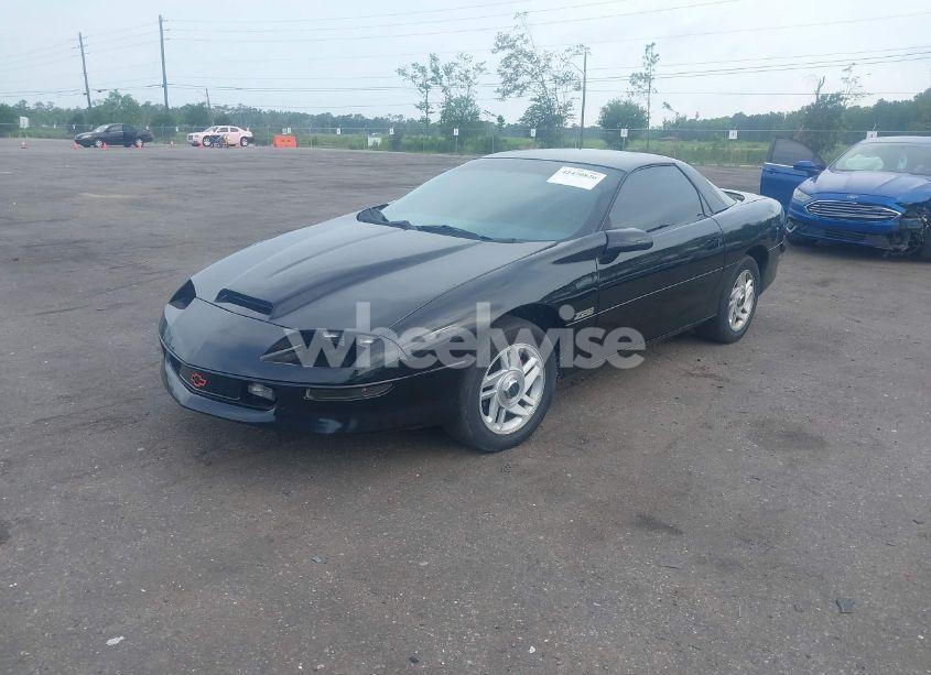 Photo 2 of 1996 Chevrolet Camaro Z28 (VIN 2G1FP22P3T2142060)