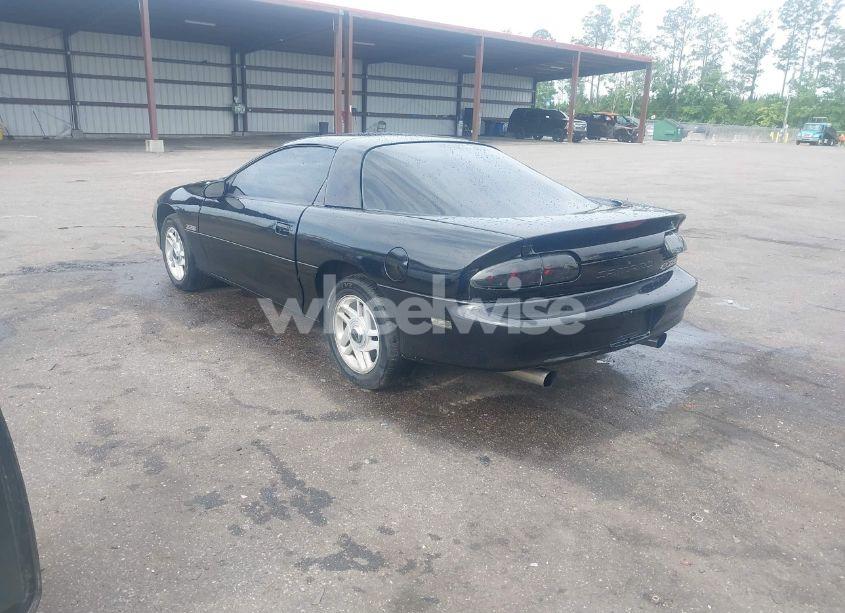 Photo 3 of 1996 Chevrolet Camaro Z28 (VIN 2G1FP22P3T2142060)