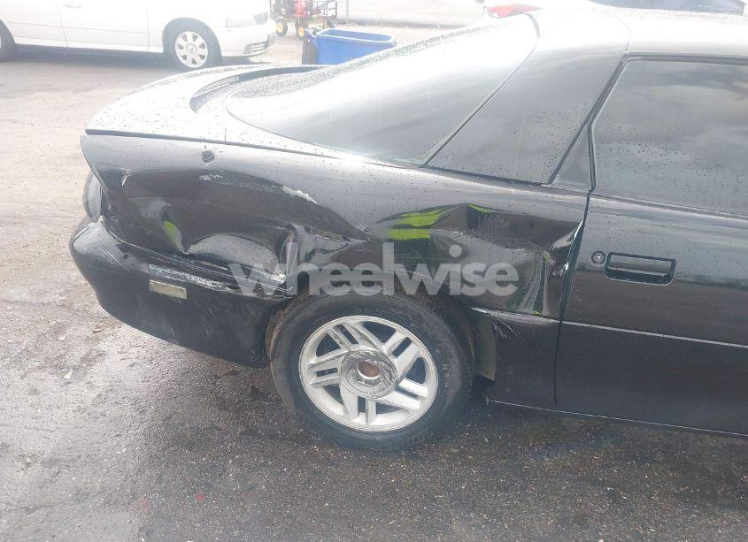 Photo 6 of 1996 Chevrolet Camaro Z28 (VIN 2G1FP22P3T2142060)