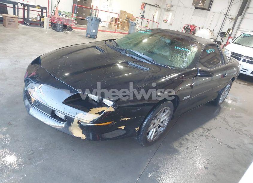 Photo 2 of 1994 Chevrolet Camaro Z28 (VIN 2G1FP22P5R2139444)