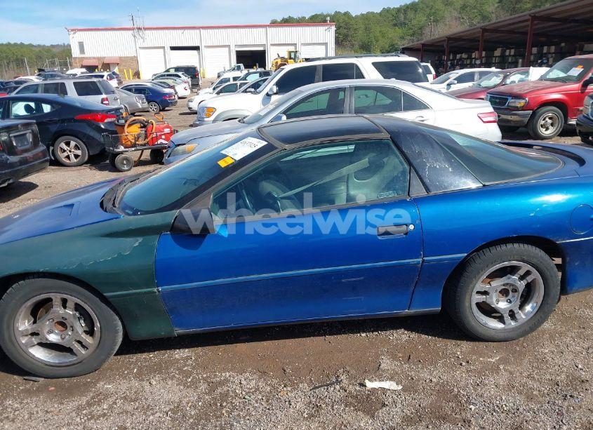Photo 14 of 1994 Chevrolet Camaro Z28 (VIN 2G1FP22P5R2159810)