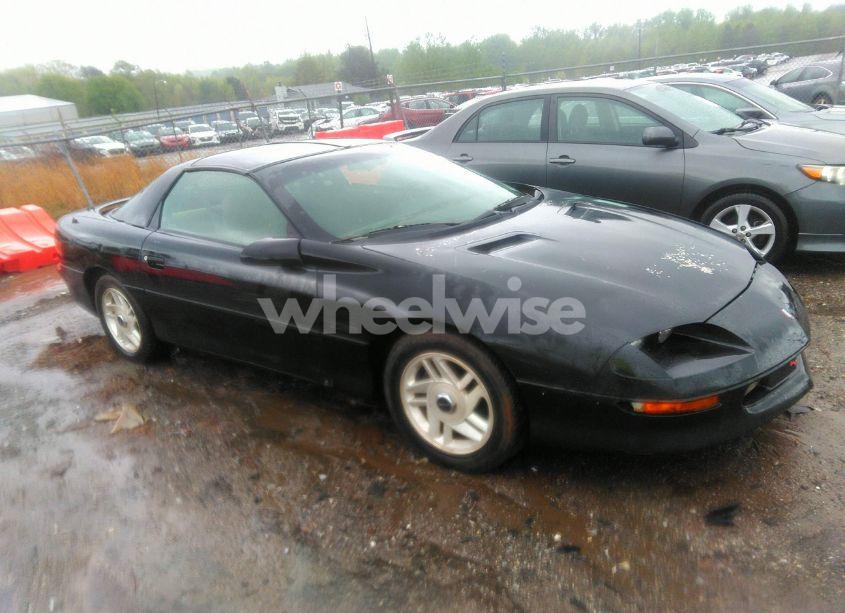 1994 Chevrolet Camaro Z28 (VIN 2G1FP22P7R2142331) main photo