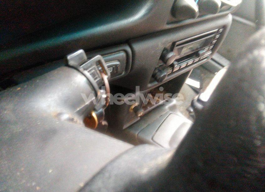 Photo 11 of 1994 Chevrolet Camaro Z28 (VIN 2G1FP22P7R2142331)