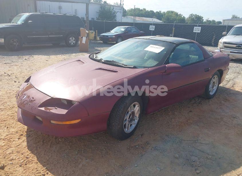 Photo 2 of 1995 Chevrolet Camaro (VIN 2G1FP22S3S2182707)