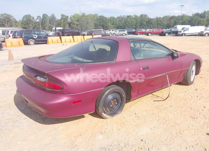 Photo 4 of 1995 Chevrolet Camaro (VIN 2G1FP22S3S2182707)