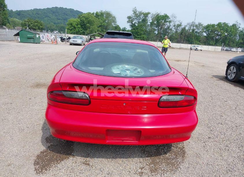 Photo 17 of 1993 Chevrolet Camaro (VIN 2G1FP22S4P2103696)