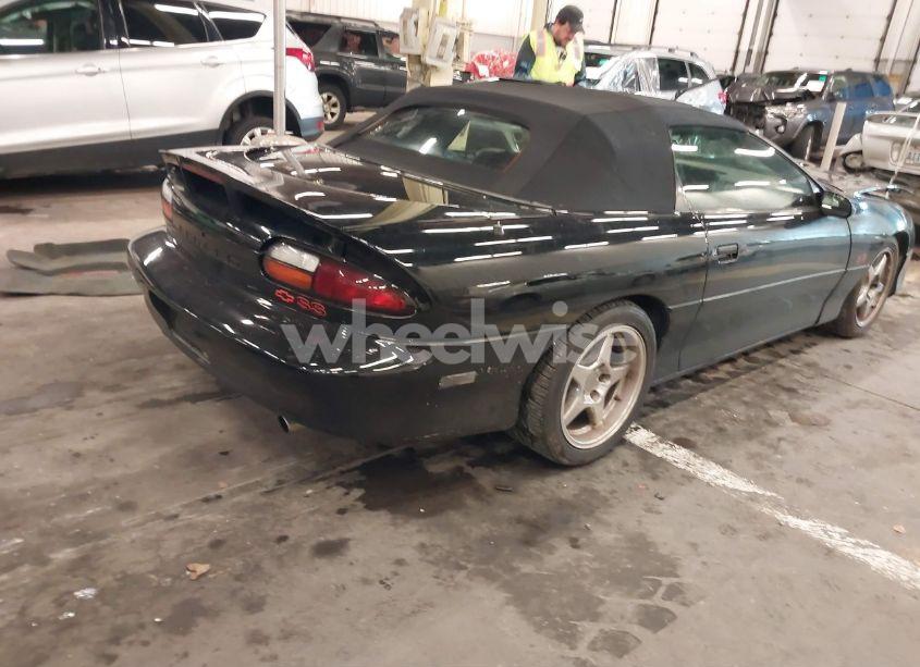 Photo 4 of 2002 Chevrolet Camaro Z28 (VIN 2G1FP32G022150265)