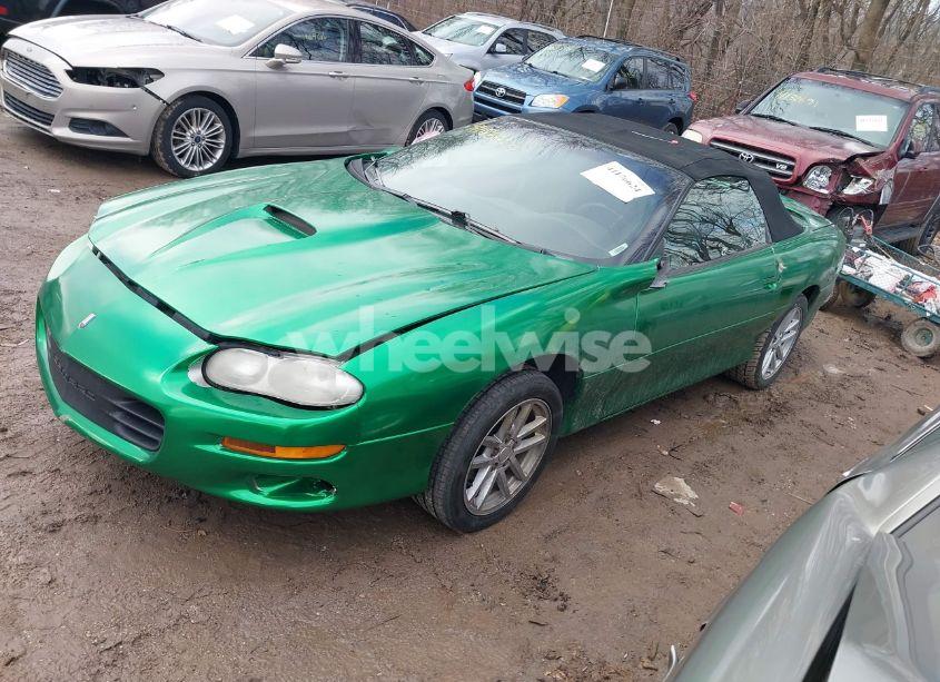 Photo 2 of 2000 Chevrolet Camaro Z28 (VIN 2G1FP32G0Y2167298)