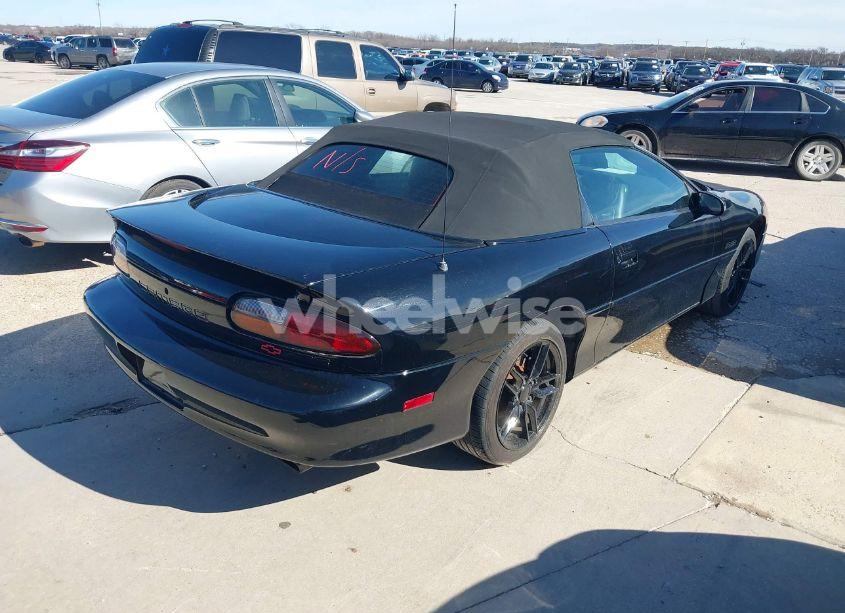 Photo 4 of 2002 Chevrolet Camaro Z28 (VIN 2G1FP32G322157727)