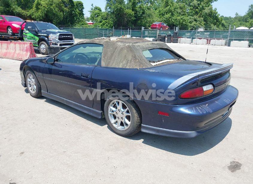 Photo 3 of 2002 Chevrolet Camaro Z28 (VIN 2G1FP32G422157381)