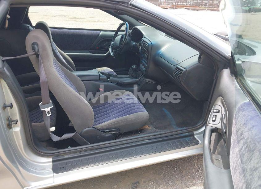 Photo 5 of 2000 Chevrolet Camaro (VIN 2G1FP32K6Y2146931)