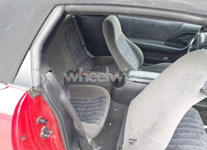 Photo 8 of 2001 Chevrolet Camaro (VIN 2G1FP32K712143901)