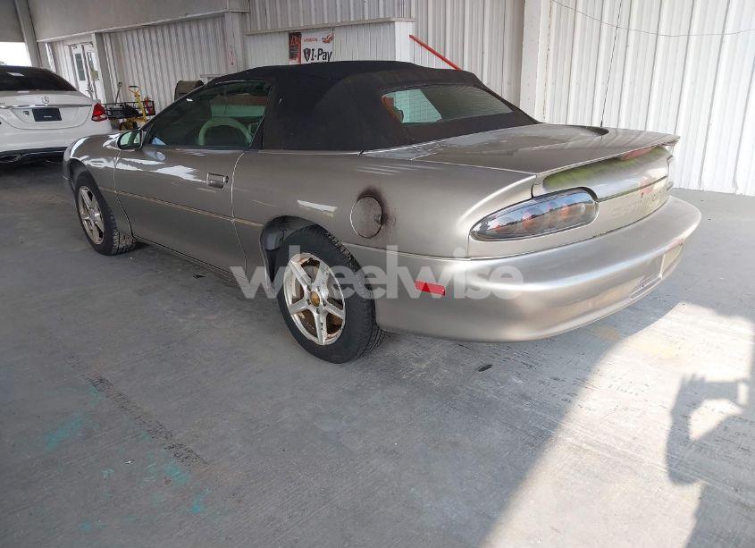Photo 3 of 2001 Chevrolet Camaro (VIN 2G1FP32KX12142256)