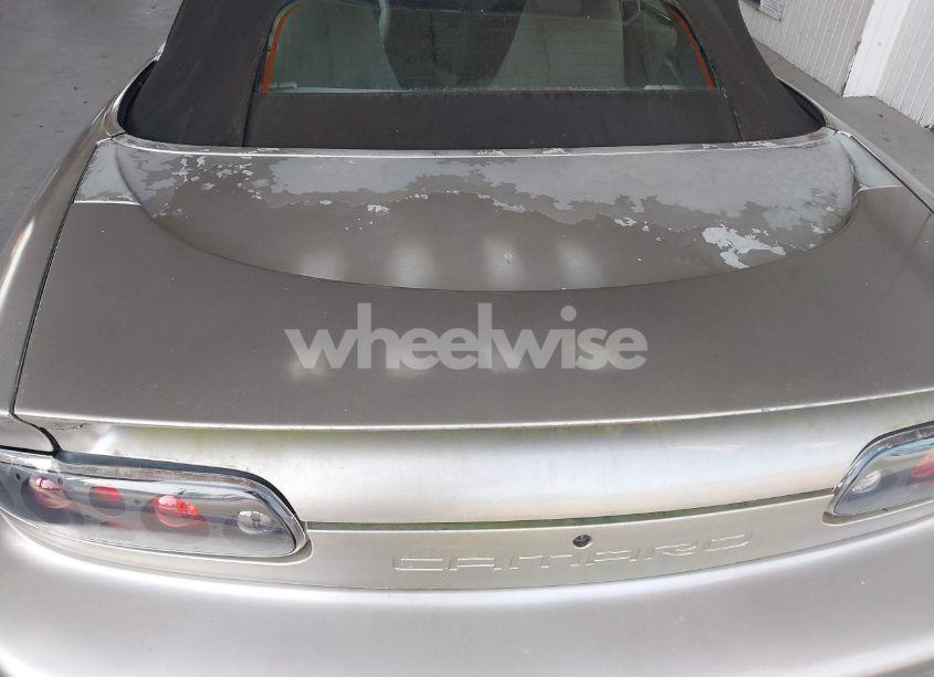 Photo 6 of 2001 Chevrolet Camaro (VIN 2G1FP32KX12142256)