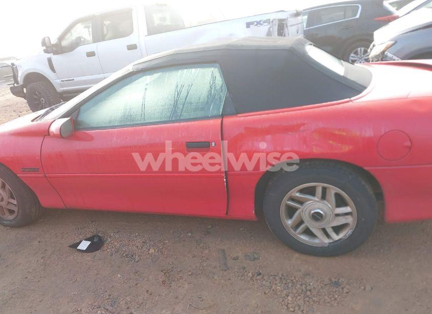 Photo 14 of 1995 Chevrolet Camaro Z28 (VIN 2G1FP32P1S2200543)