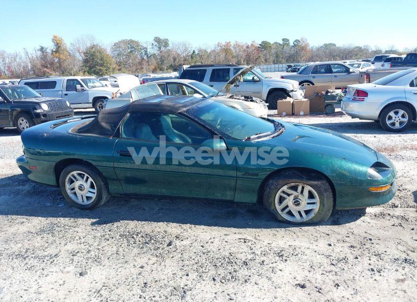 Photo 13 of 1996 Chevrolet Camaro Z28 (VIN 2G1FP32P1T2117762)