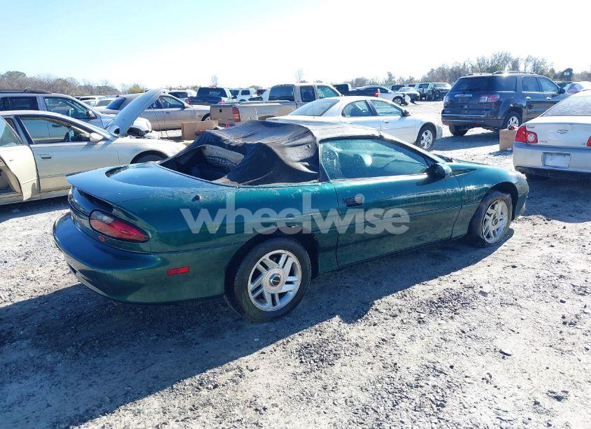 Photo 4 of 1996 Chevrolet Camaro Z28 (VIN 2G1FP32P1T2117762)