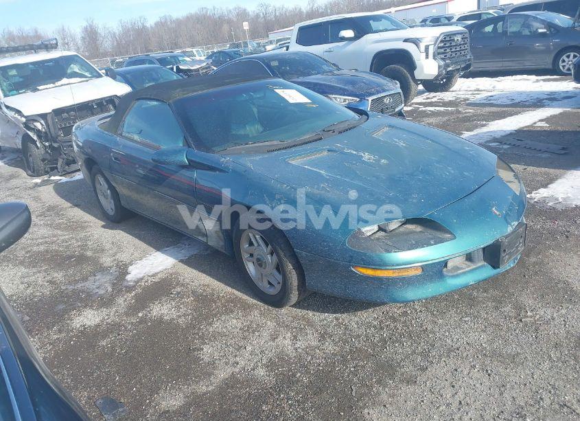 1995 Chevrolet Camaro Z28 (VIN 2G1FP32P5S2196335) main photo