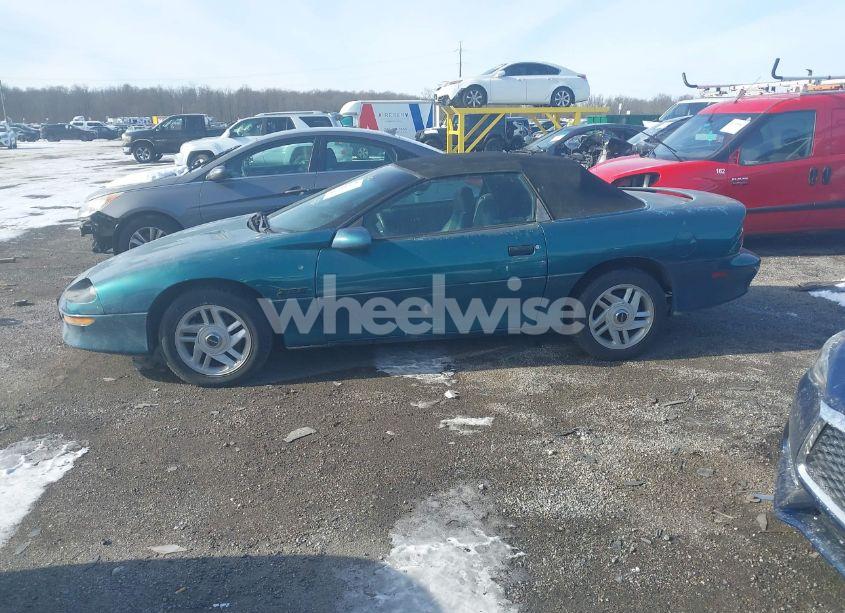 Photo 13 of 1995 Chevrolet Camaro Z28 (VIN 2G1FP32P5S2196335)