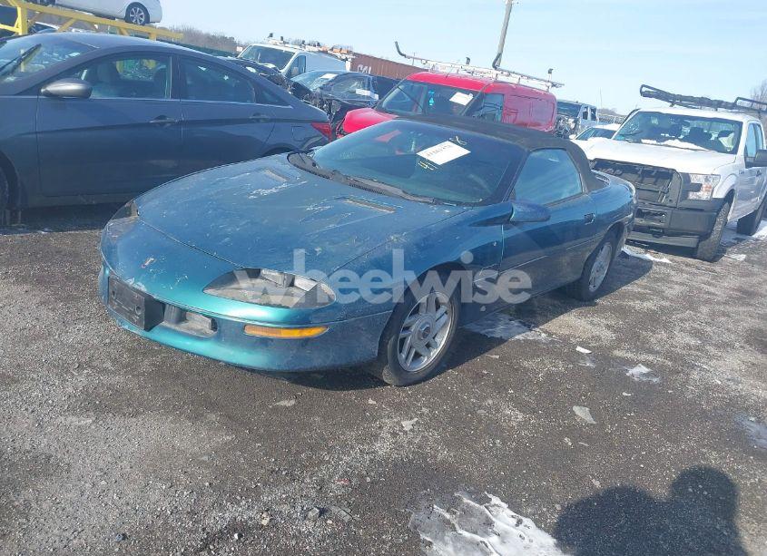 Photo 2 of 1995 Chevrolet Camaro Z28 (VIN 2G1FP32P5S2196335)