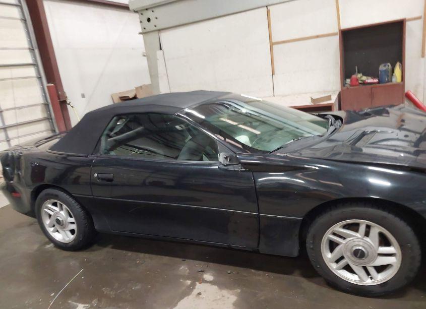 Photo 13 of 1995 Chevrolet Camaro (VIN 2G1FP32S1S2140252)