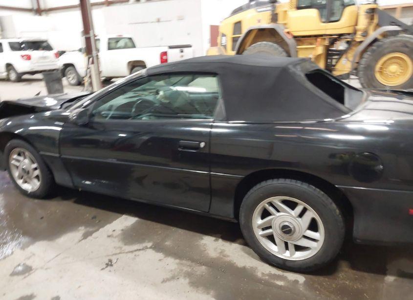 Photo 14 of 1995 Chevrolet Camaro (VIN 2G1FP32S1S2140252)