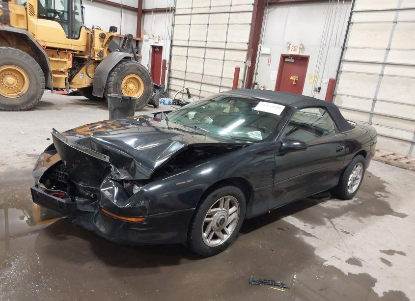 Photo 2 of 1995 Chevrolet Camaro (VIN 2G1FP32S1S2140252)