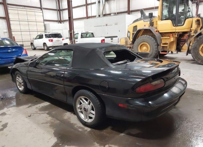 Photo 3 of 1995 Chevrolet Camaro (VIN 2G1FP32S1S2140252)