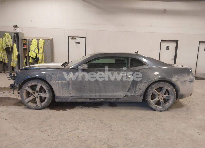 Photo 14 of 2011 Chevrolet Camaro 1SS (VIN 2G1FS1EW0B9109342)