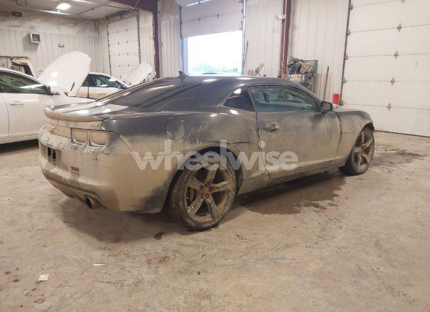 Photo 4 of 2011 Chevrolet Camaro 1SS (VIN 2G1FS1EW0B9109342)